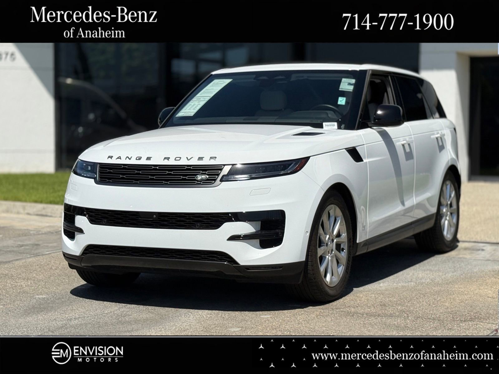 Used 2024 Land Rover Range Rover Sport SE