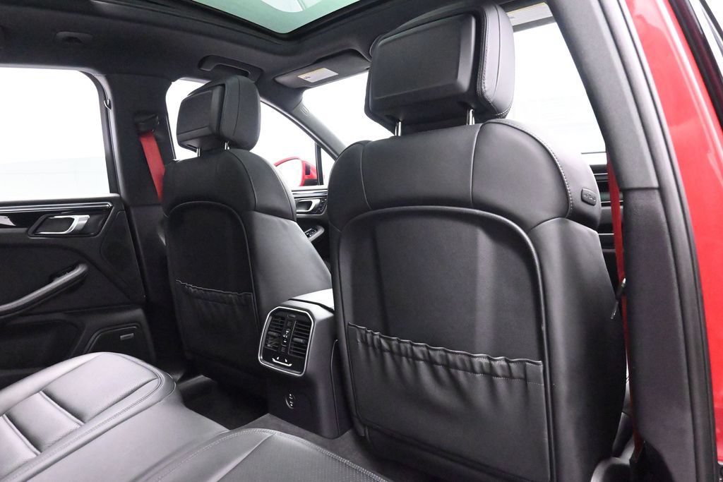 Used 2021 Porsche Macan GTS w/ Premium Package Plus (PF9) AWD/4WD image 21