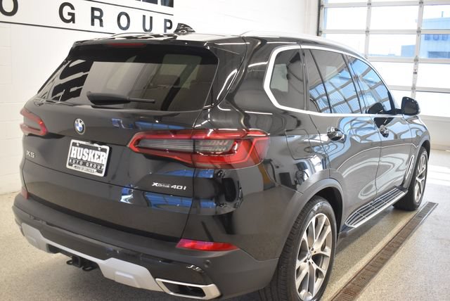 Used 2019 BMW X5 xDrive40i w/ Convenience Package AWD/4WD image 4