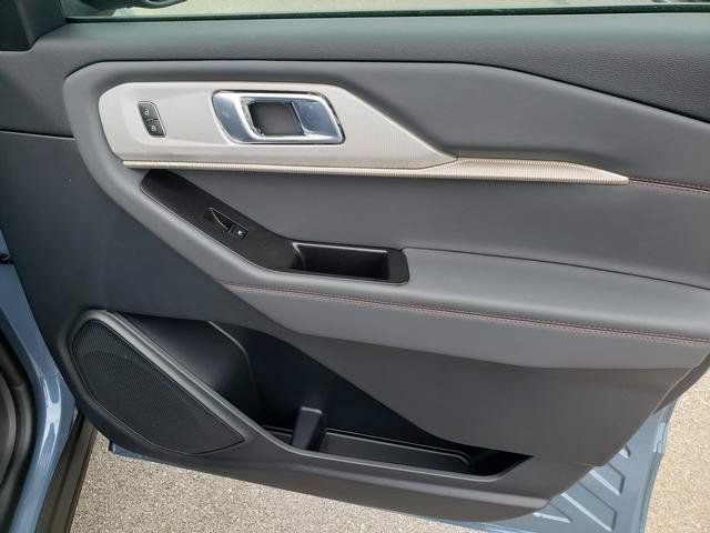 New 2027 Ford Explorer Active AWD/4WD image 21