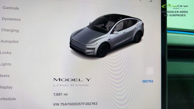 Used 2026 Tesla Model Y Long Range image 36