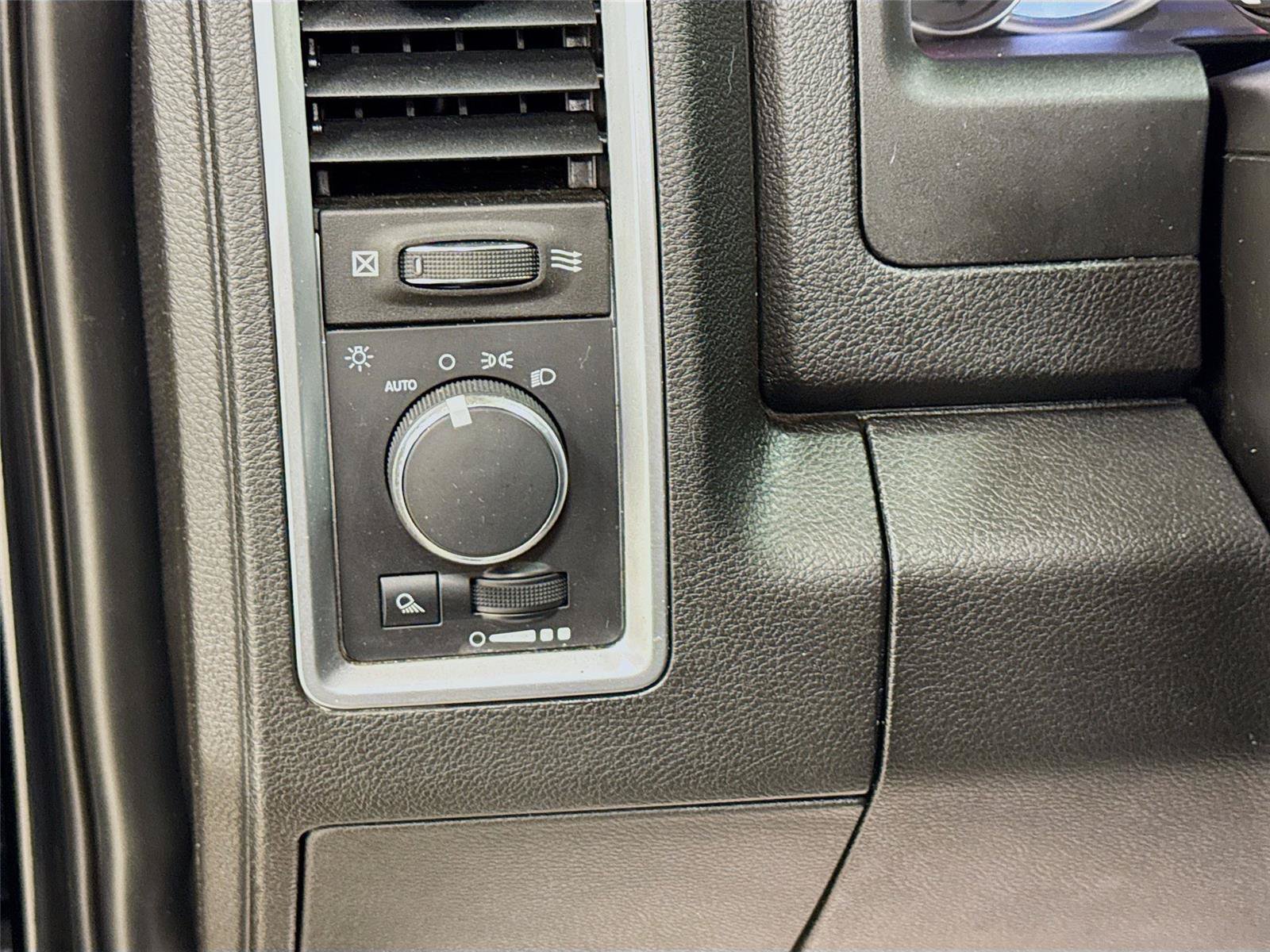 Used 2023 RAM 1500 Classic SLT w/ Trailer & Traction Group AWD/4WD image 10