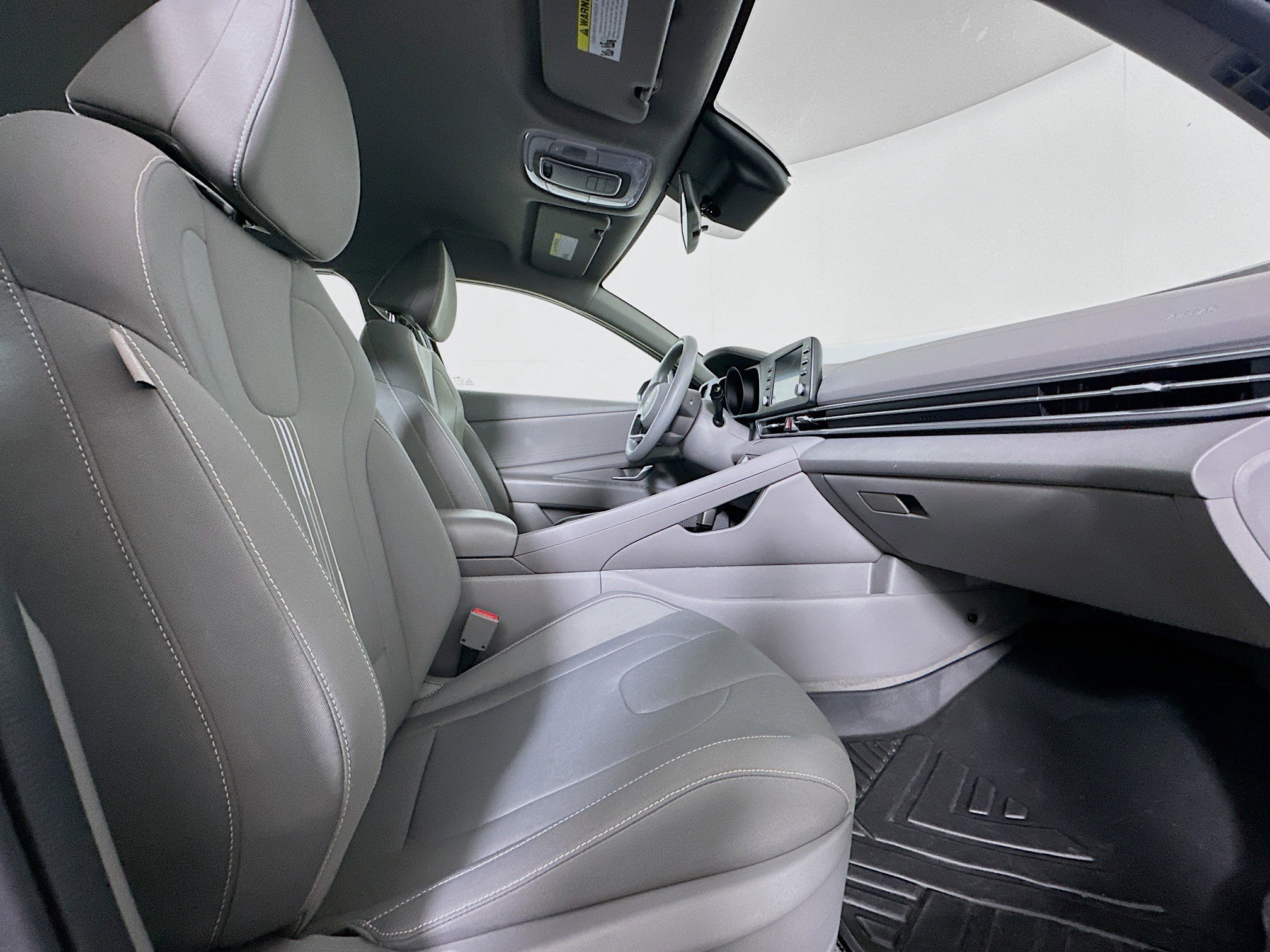 Used 2021 Hyundai Elantra SEL image 30