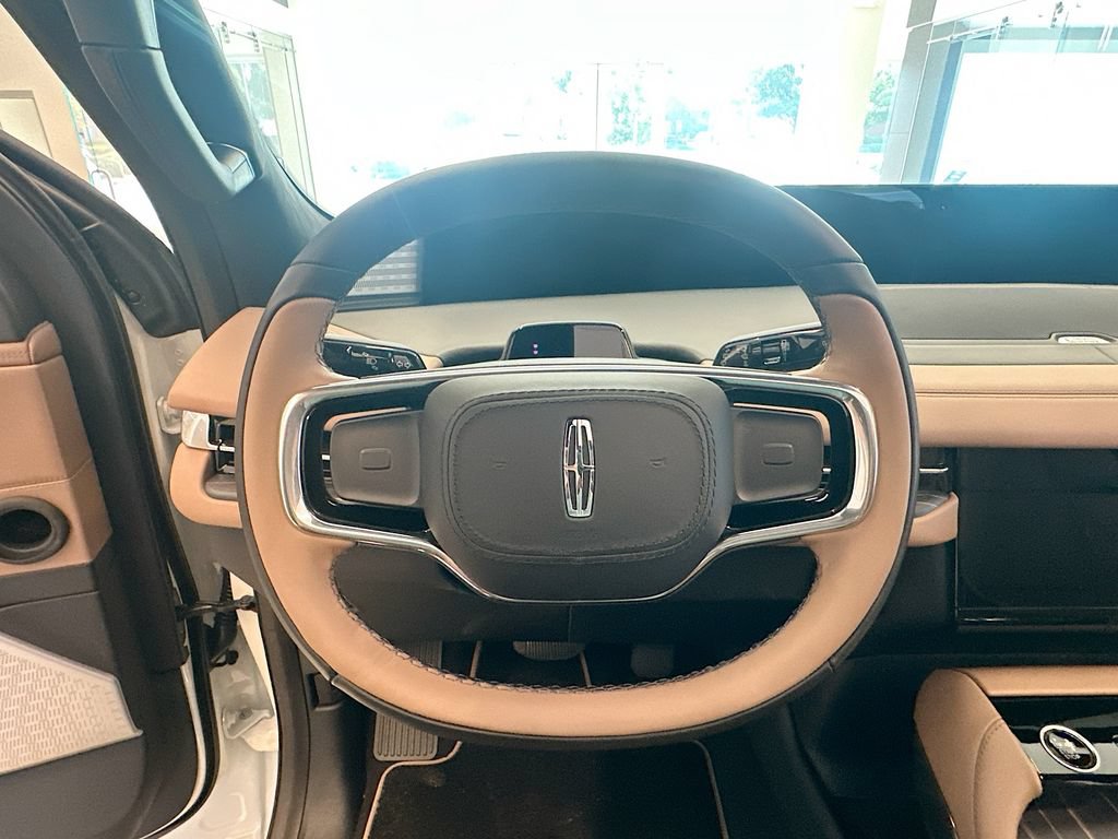 New 2027 Lincoln Navigator L Black Label AWD/4WD image 18