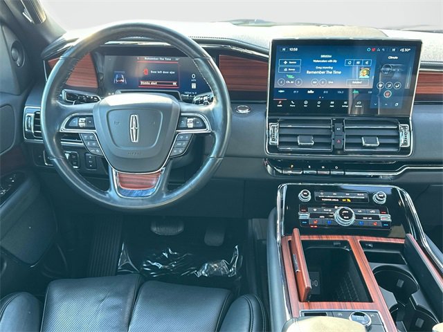 Used 2024 Lincoln Navigator L Reserve image 2