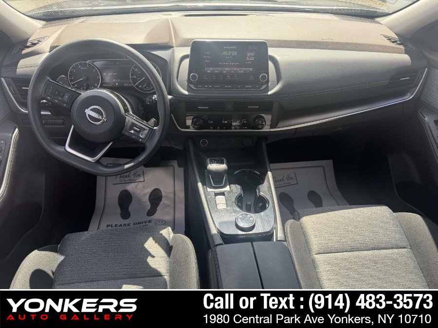 Used 2023 Nissan Rogue SV AWD/4WD image 9