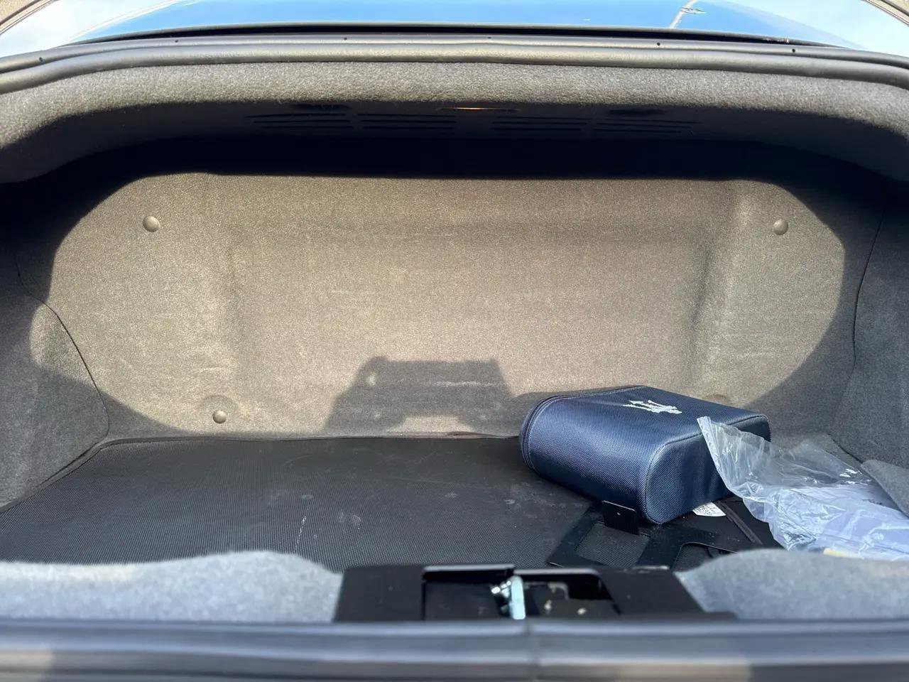 Used 2018 Maserati GranTurismo Sport image 11