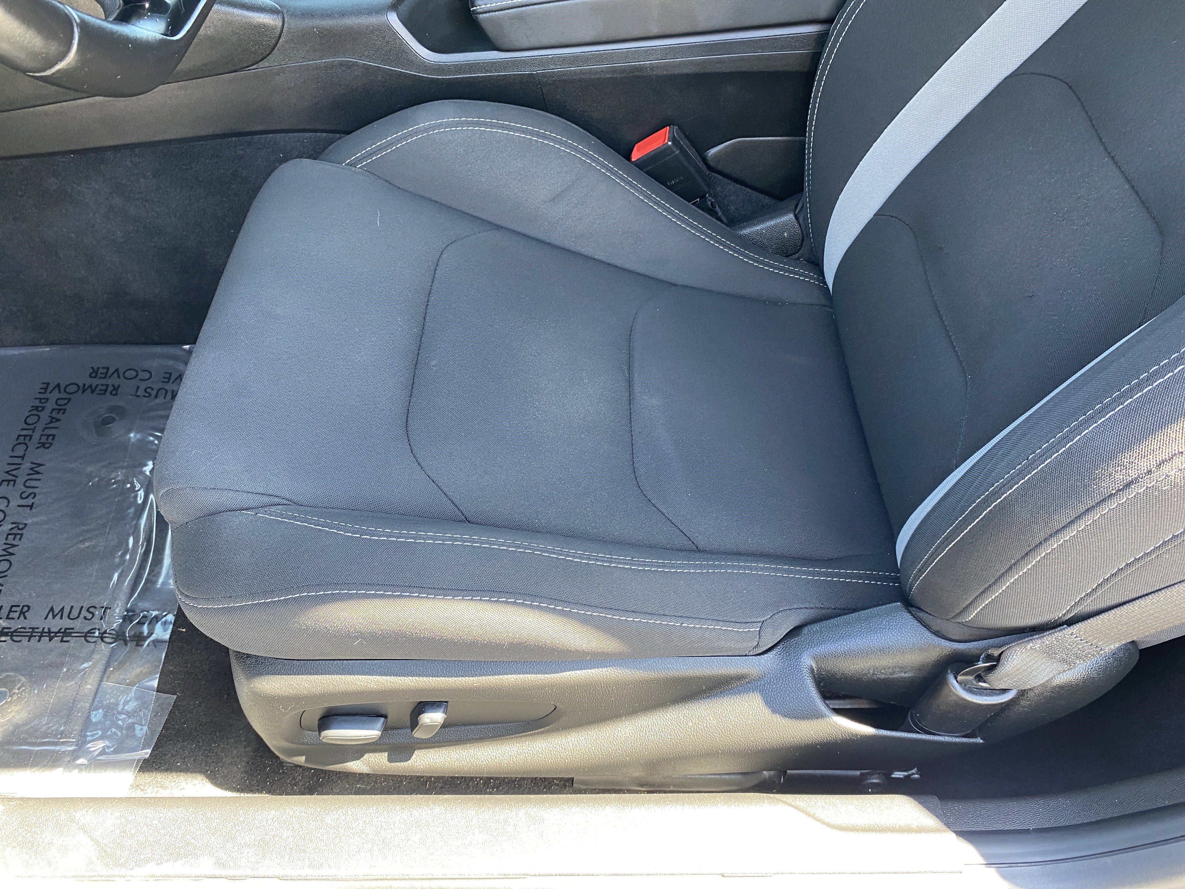 Used 2021 Chevrolet Camaro LT RWD image 16