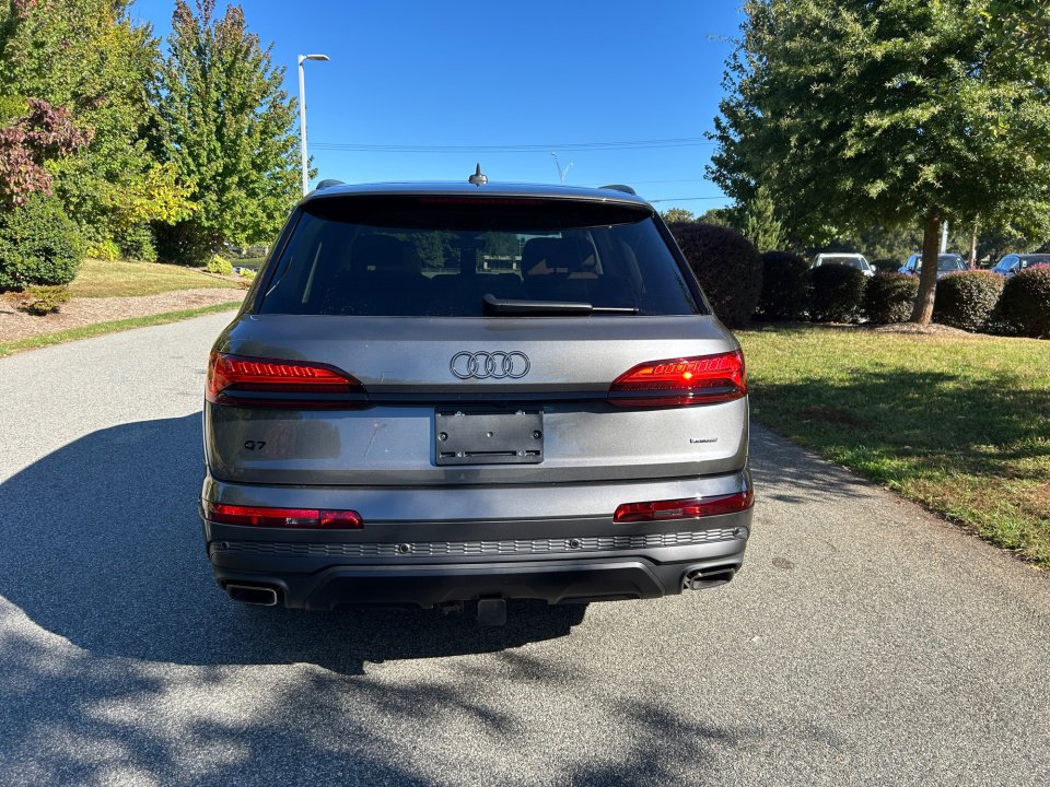 New 2026 Audi Q7 3.0T Premium Plus image 14