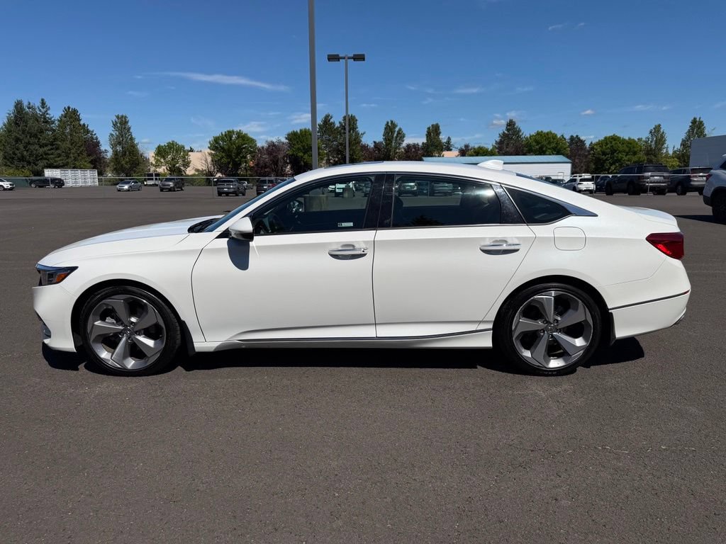 Used 2018 Honda Accord Touring image 5