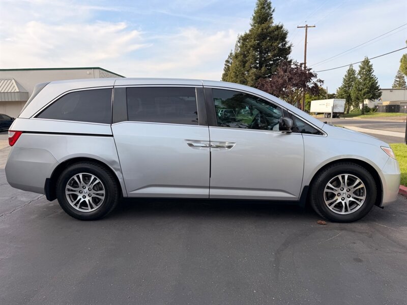 Used 2011 Honda Odyssey EX image 26