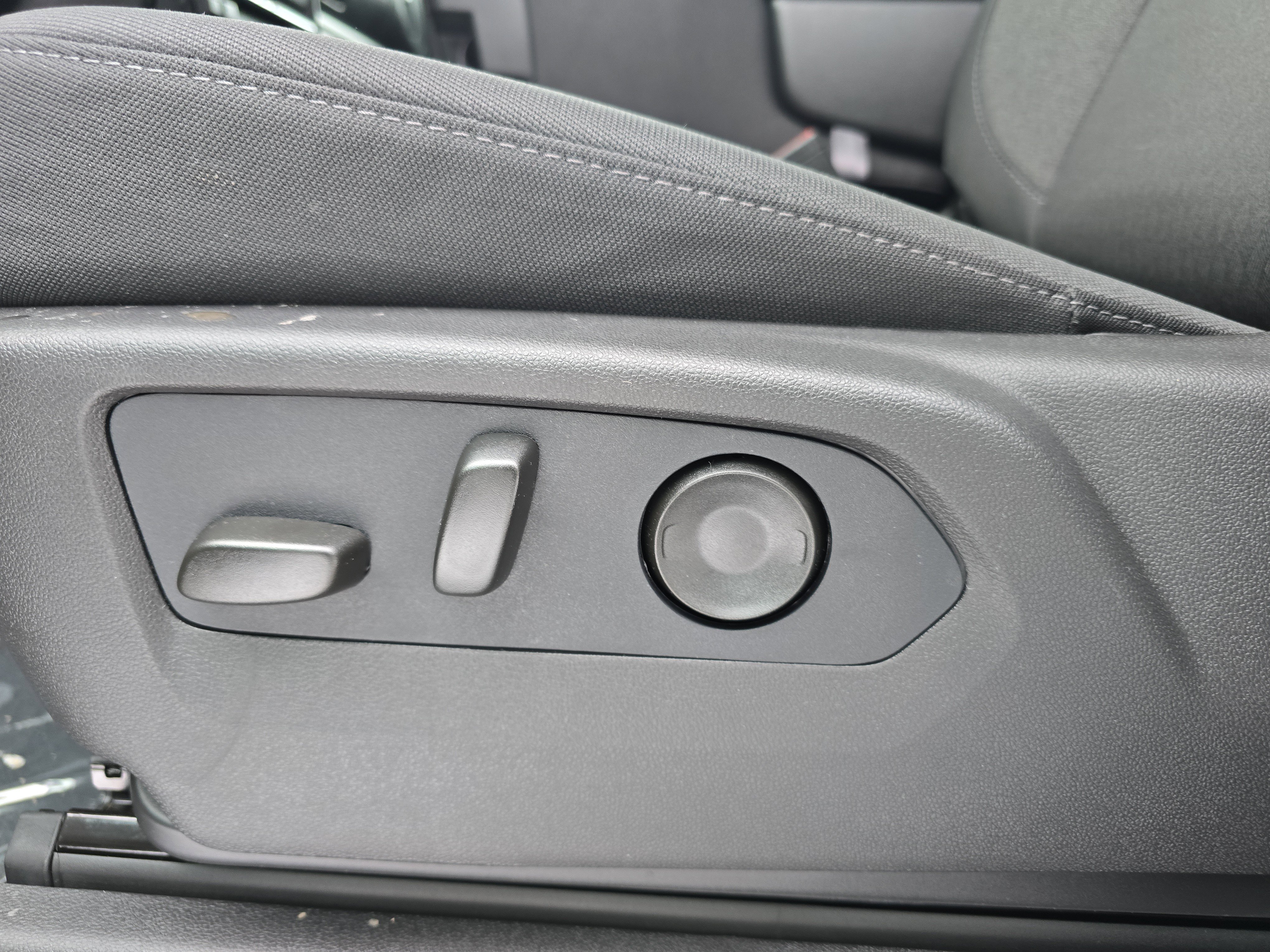 New 2026 Chevrolet Silverado 1500 Custom image 14