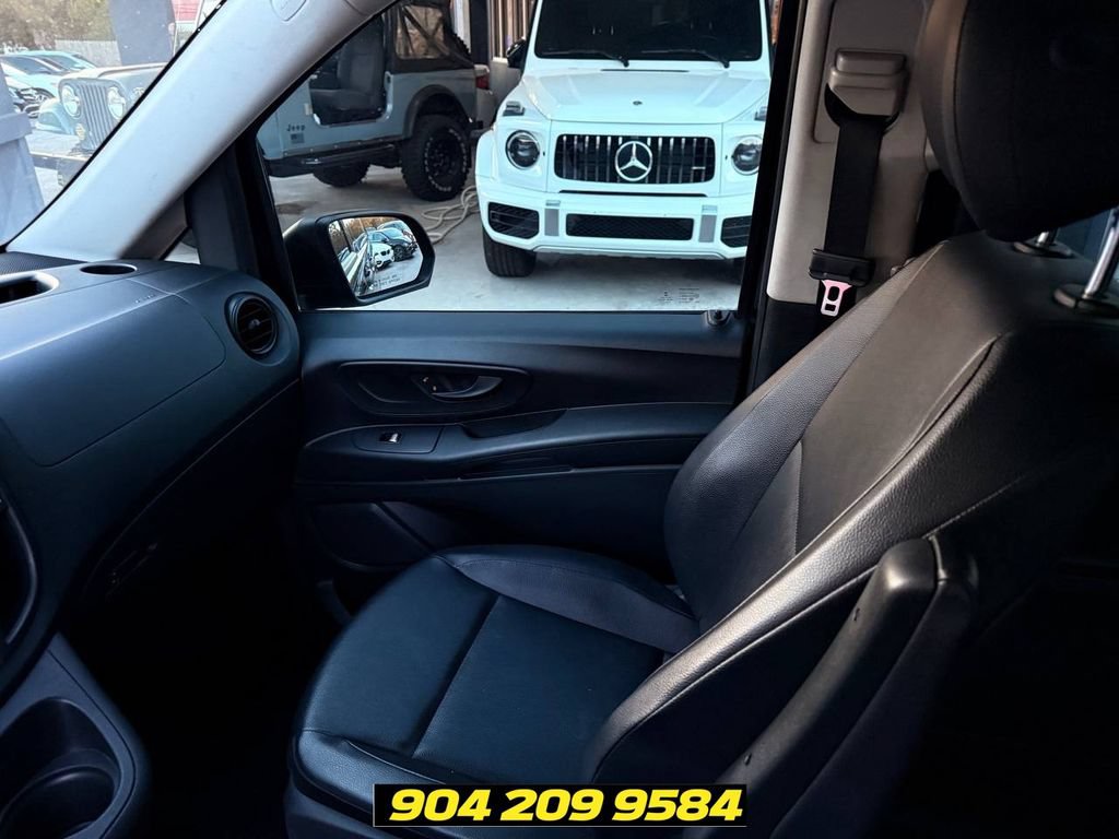 Used 2018 Mercedes-Benz Metris Passenger image 23