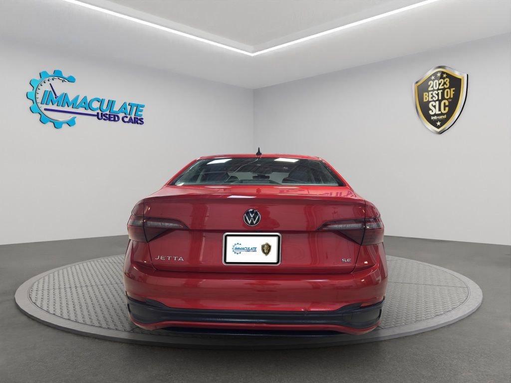 Used 2022 Volkswagen Jetta SE image 4