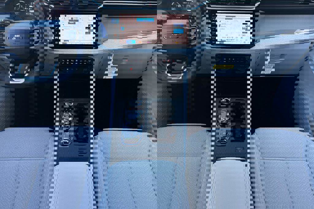 New 2026 Jeep Cherokee Laredo image 13