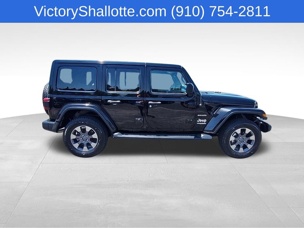 Used 2018 Jeep Wrangler Unlimited Sahara AWD/4WD image 33