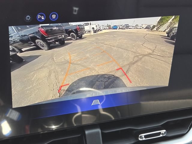 New 2027 Chevrolet Equinox LT w/ Convenience Package II FWD image 8