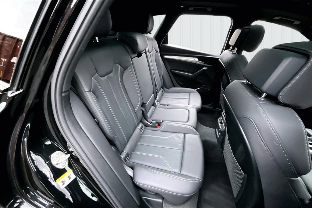 Used 2025 Audi Q5 2.0T Premium w/ Convenience Plus Package image 25