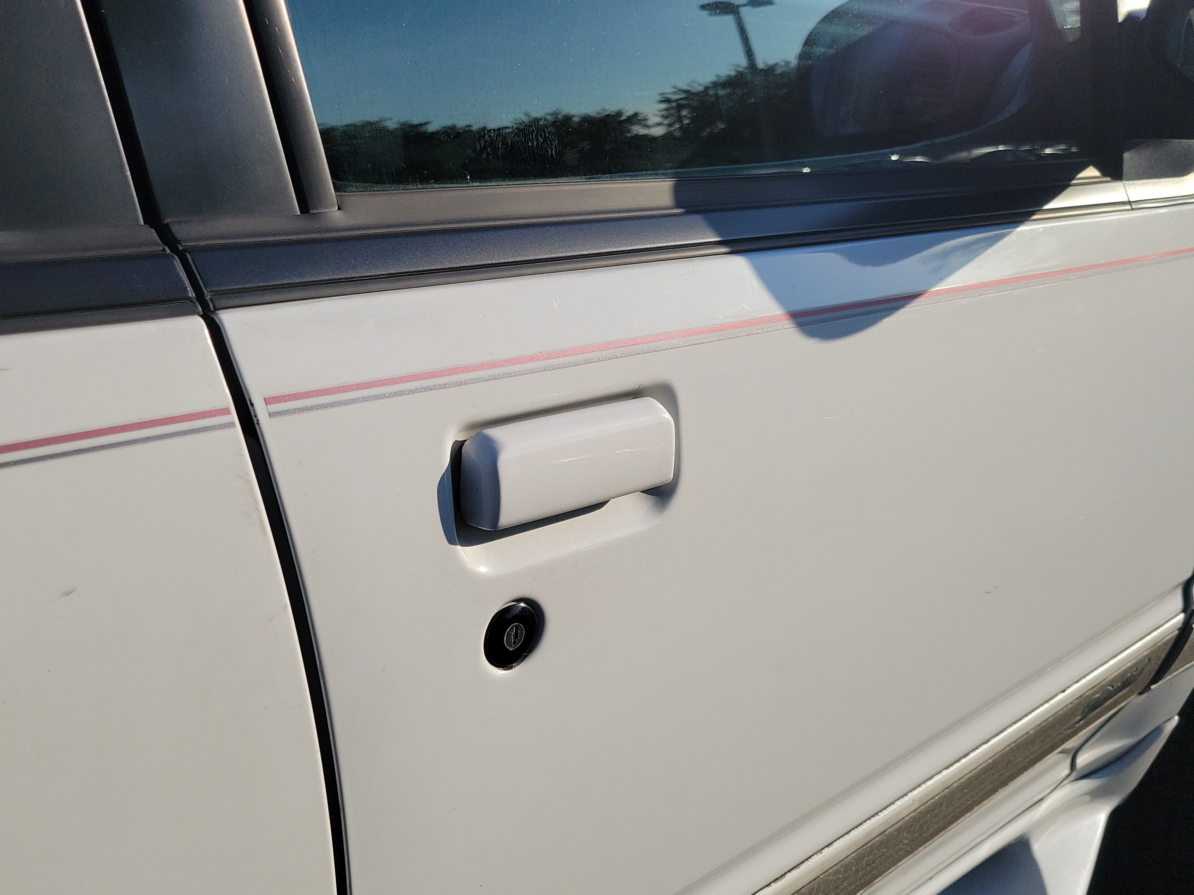 Used 1995 Ford Explorer Eddie Bauer RWD image 18