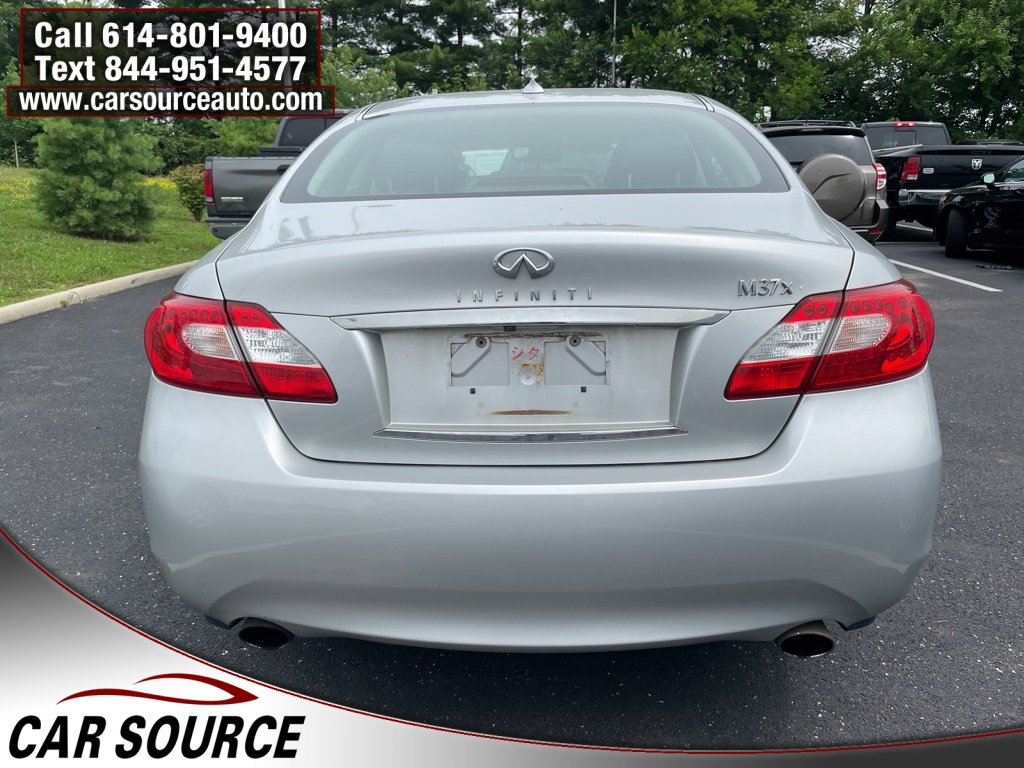 Used 2012 INFINITI M37 x w/ Deluxe Touring Pkg image 9