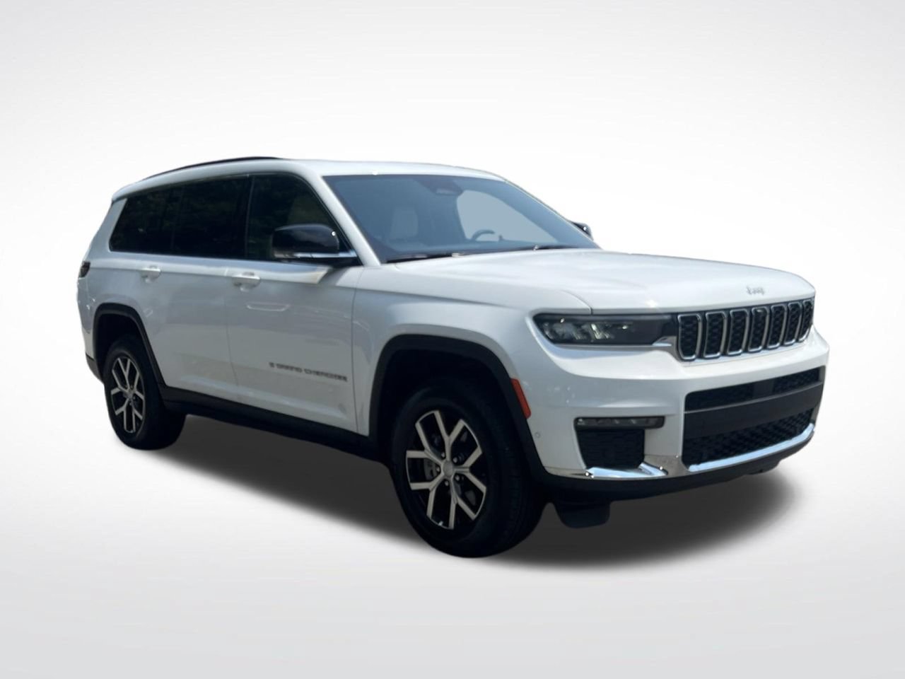 Used 2025 Jeep Grand Cherokee L Limited w/ Luxury Tech Group II RWD image 8