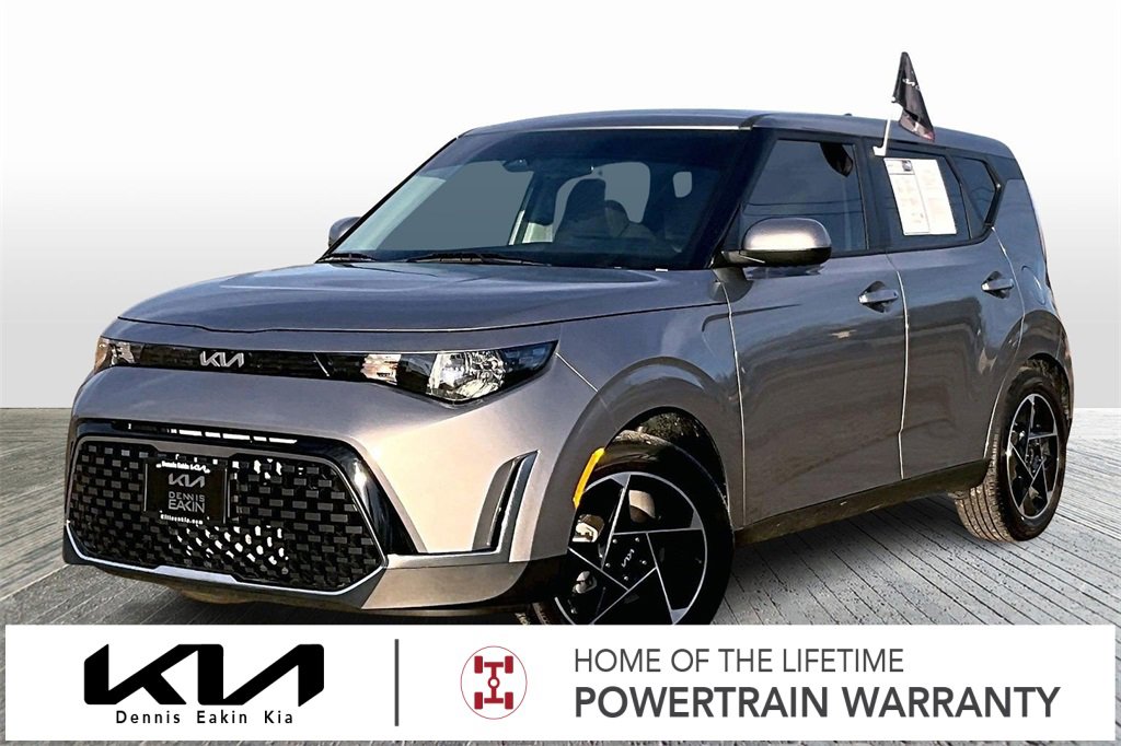 Certified 2025 Kia Soul EX image 1