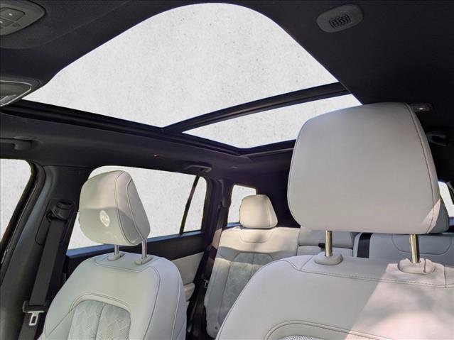 New 2026 Jeep Cherokee Overland image 17