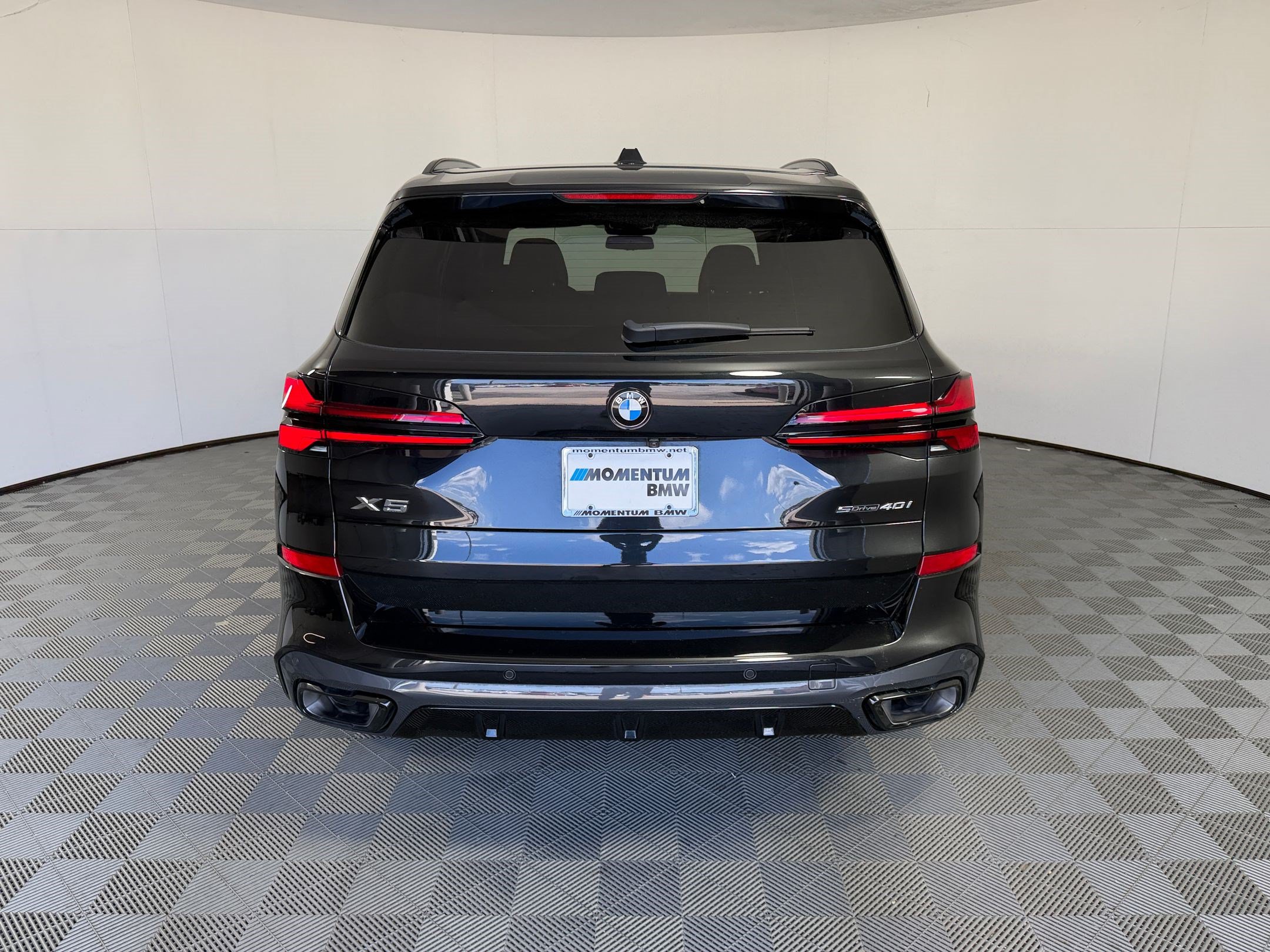 Certified 2024 BMW X5 sDrive40i w/ M Sport Package RWD image 10