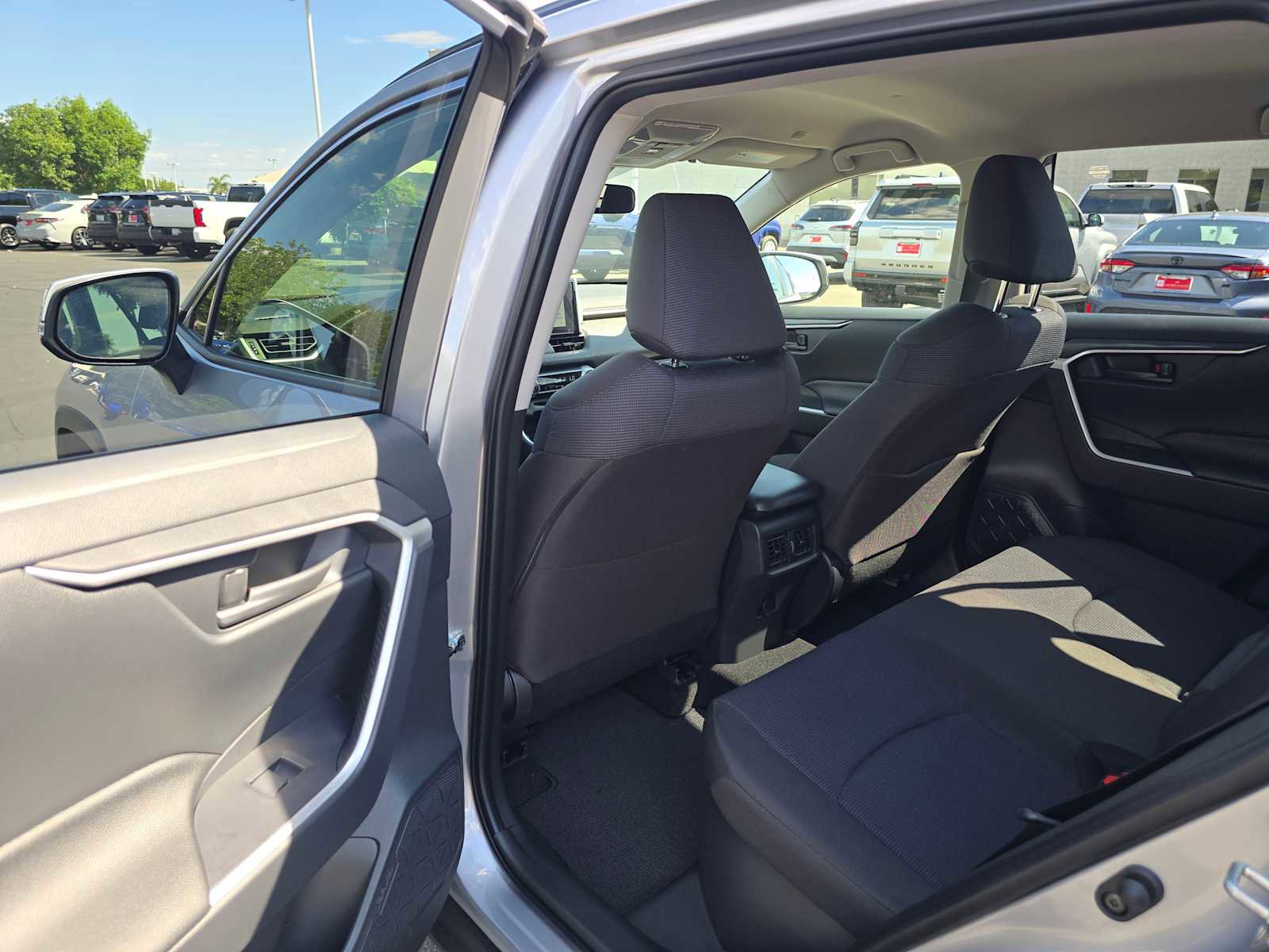 Certified 2025 Toyota RAV4 LE image 15
