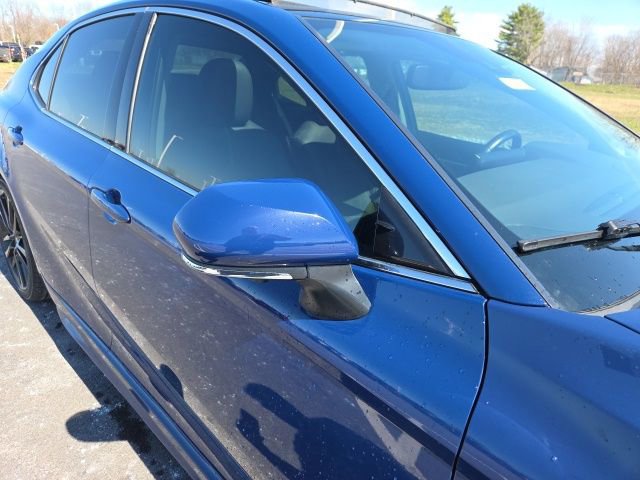 Used 2024 Toyota Camry XSE w/ Navigation Package image 5