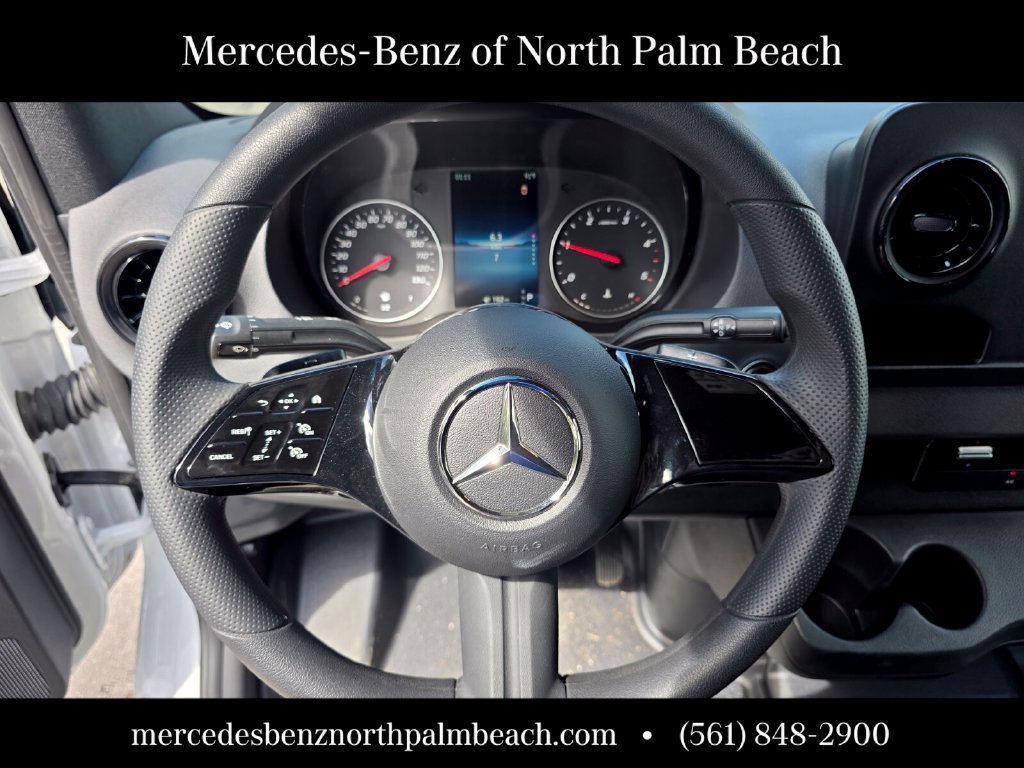 New 2025 Mercedes-Benz Sprinter 2500 image 11
