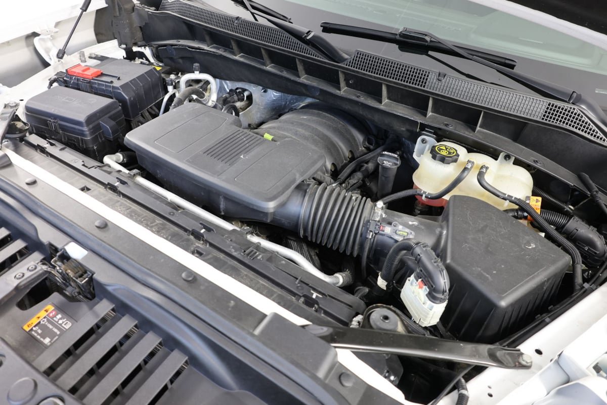 Used 2022 Chevrolet Silverado 1500 LTZ w/ LTZ Convenience Package II AWD/4WD image 33