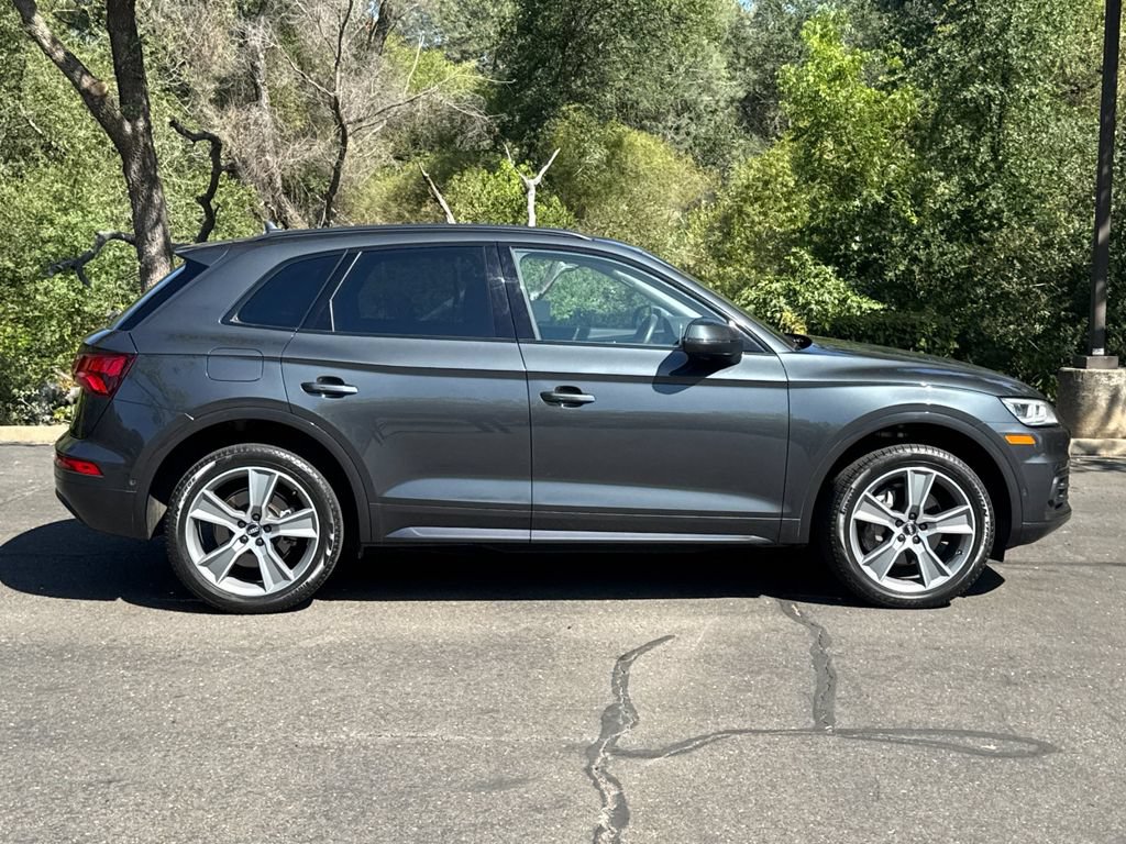 Used 2020 Audi Q5 Prestige w/ Prestige Package AWD/4WD image 4