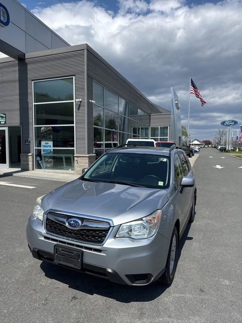 Used 2015 Subaru Forester 2.5i Premium w/ All-Weather Package AWD/4WD image 1