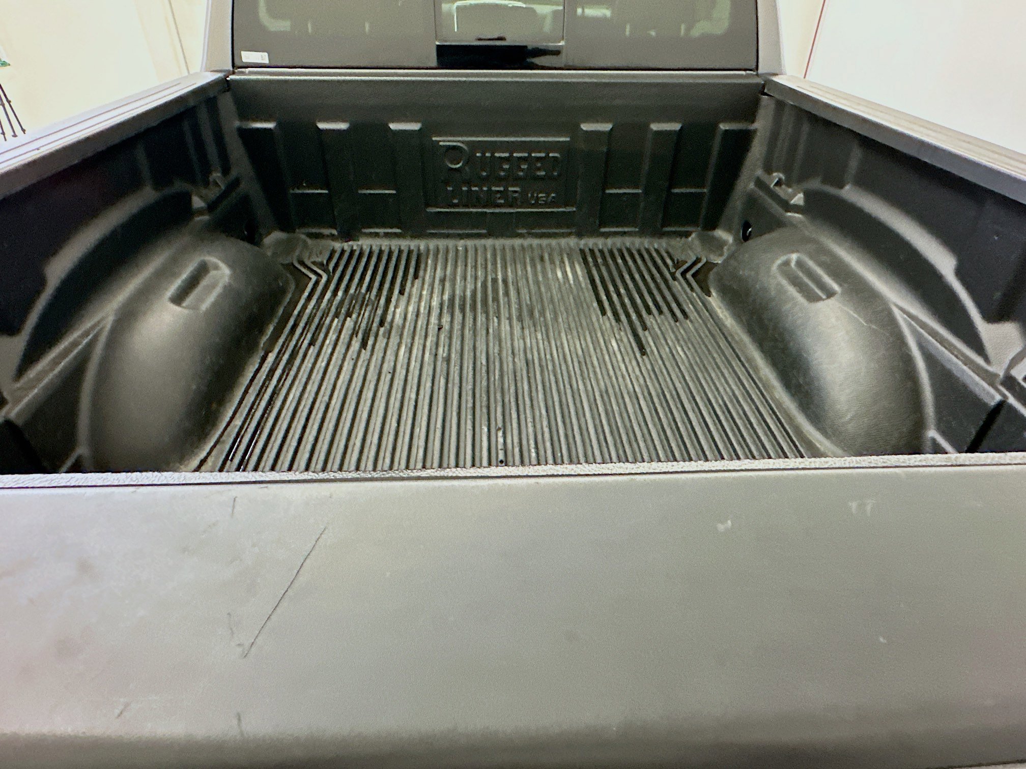 Used 2022 RAM 1500 Laramie w/ Sport Appearance Package image 30
