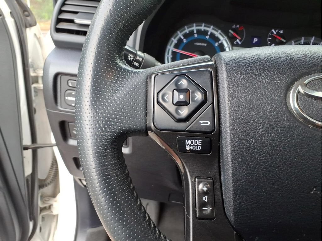 Used 2015 Toyota 4Runner Trail Premium AWD/4WD image 20