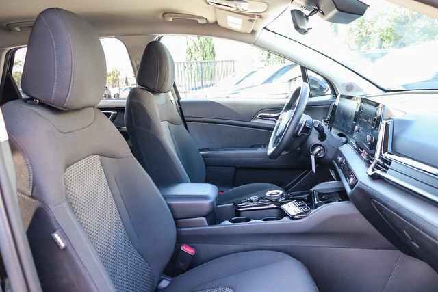 Used 2023 Kia Sportage LX AWD/4WD image 18