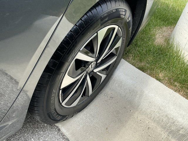 Used 2025 Volkswagen Jetta S image 10