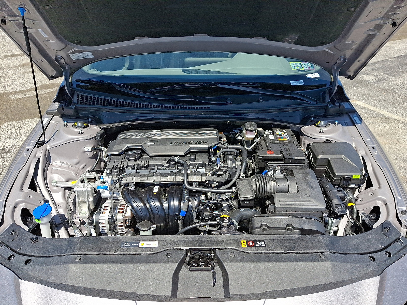 New 2025 Hyundai Elantra SE image 19