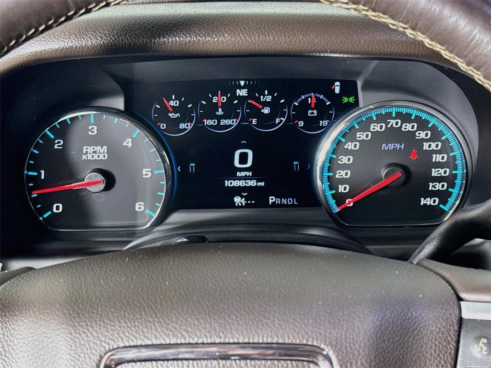 Used 2017 GMC Yukon SLT w/ Open Road Package AWD/4WD image 13