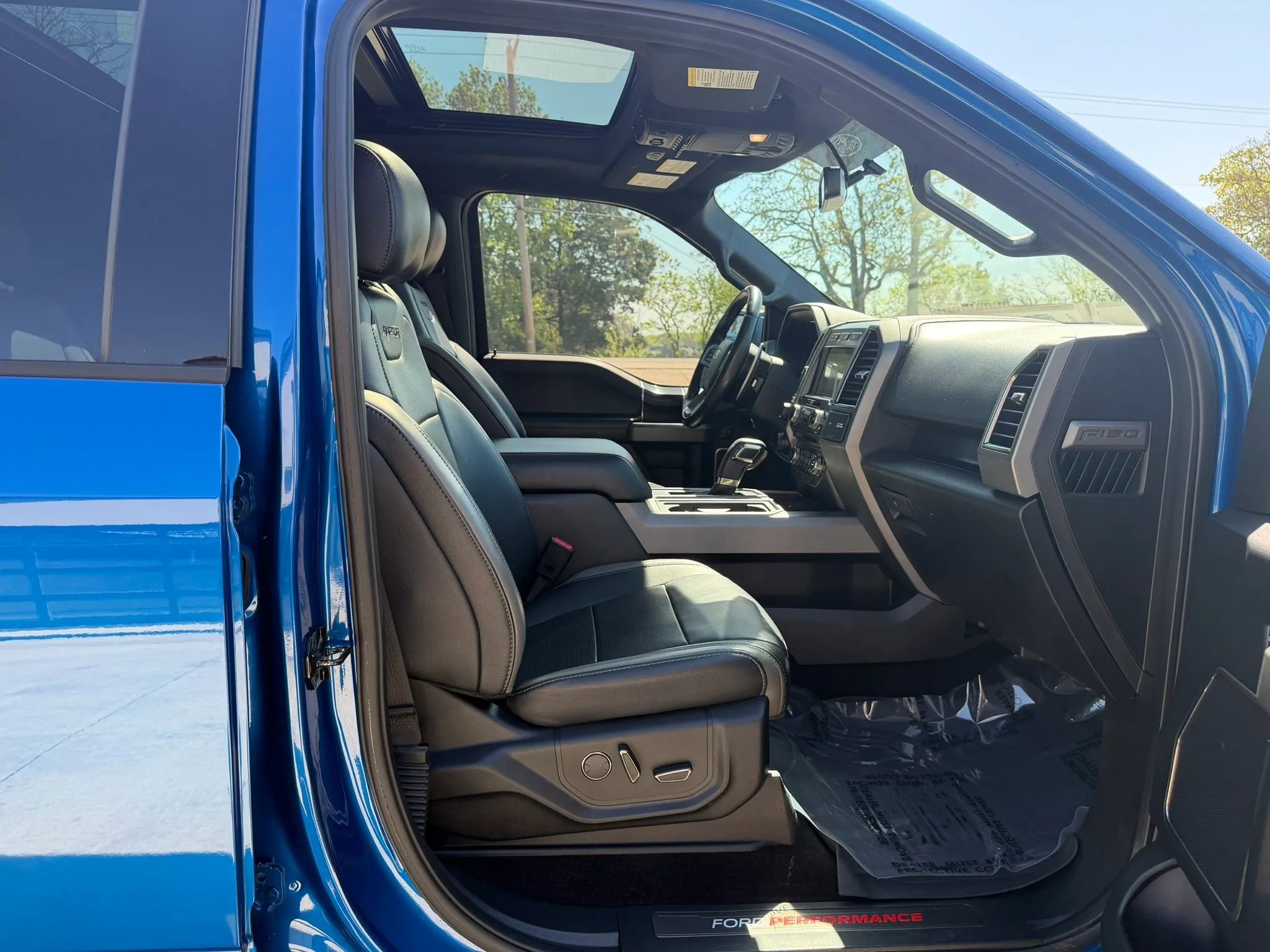 Used 2017 Ford F150 Raptor w/ Equipment Group 802A Luxury image 53