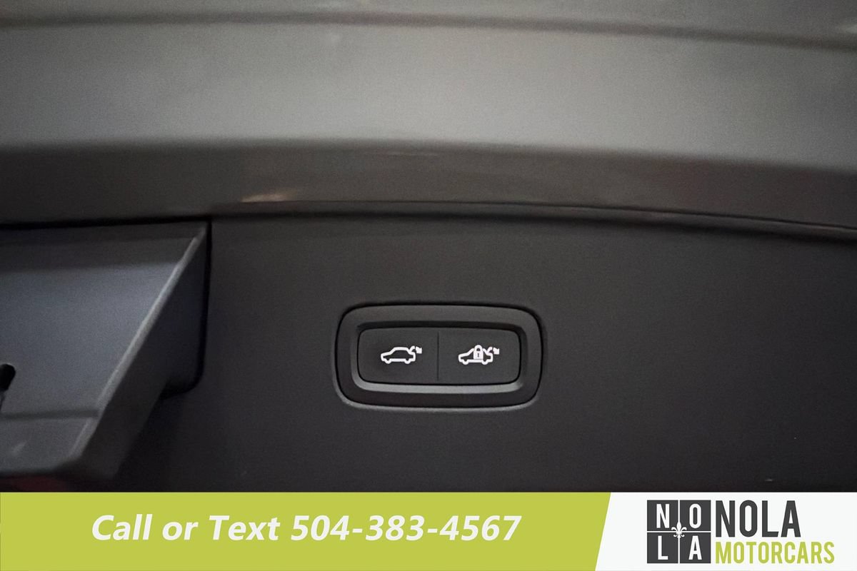 Used 2025 Volvo EX90 Plus AWD/4WD image 32