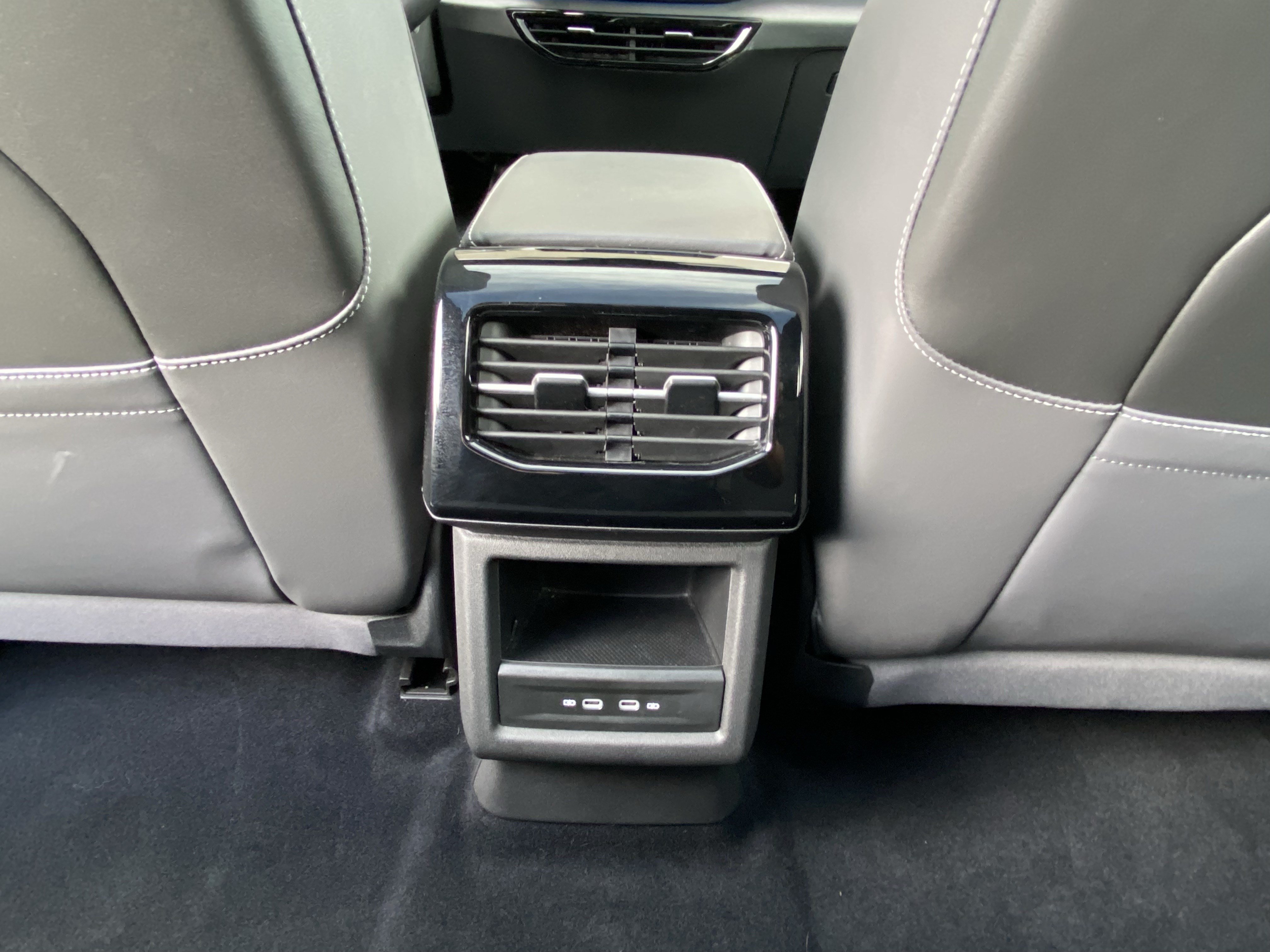 Certified 2023 Volkswagen ID.4 Pro S AWD/4WD image 39