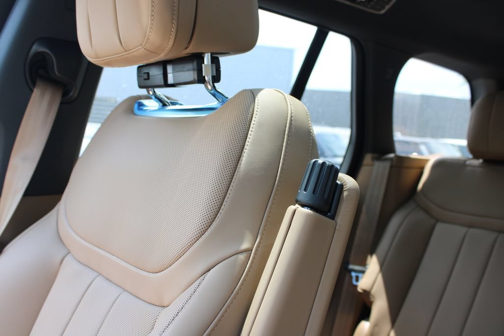 New 2026 Land Rover Range Rover SE AWD/4WD image 26