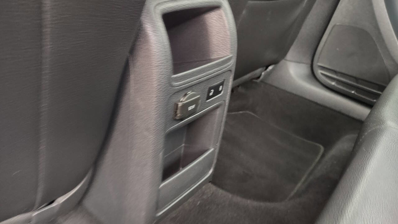 Used 2013 Volkswagen Jetta SE image 27