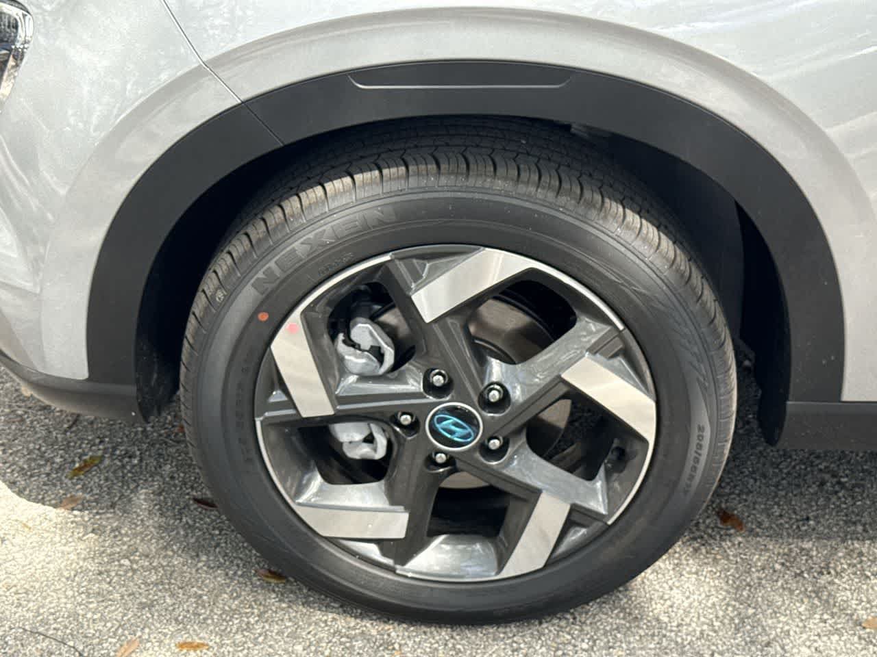 New 2026 Hyundai Venue SEL FWD image 11
