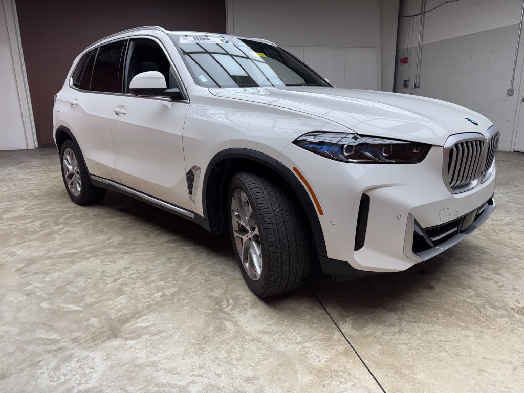 Certified 2026 BMW X5 xDrive40i w/ Climate Comfort Package AWD/4WD image 8