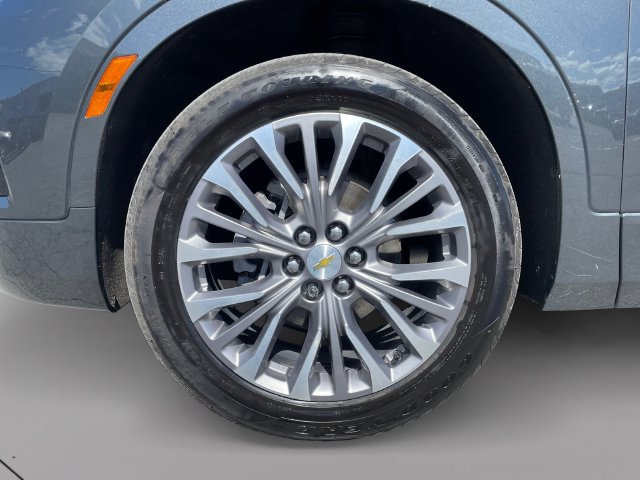 Used 2020 Chevrolet Blazer Premier w/ Driver Confidence II Package FWD image 18
