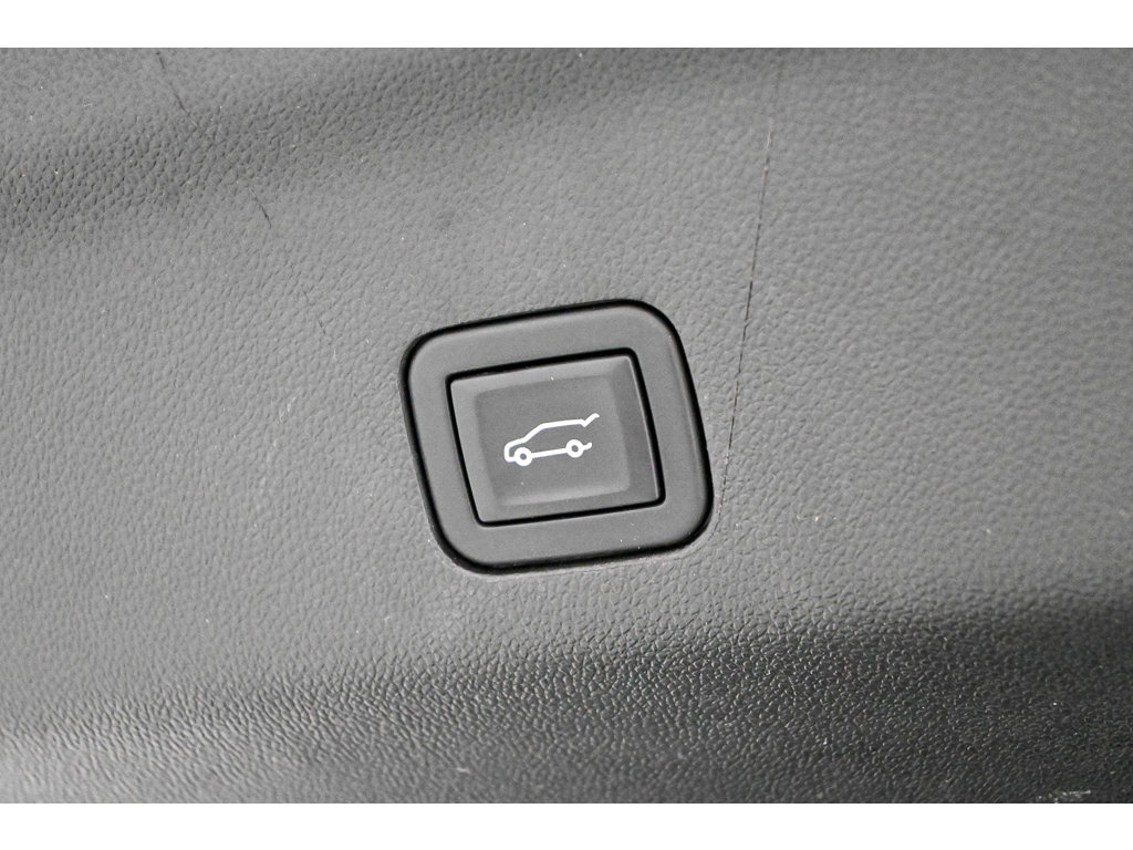 Certified 2023 Cadillac Escalade Premium Luxury AWD/4WD image 60