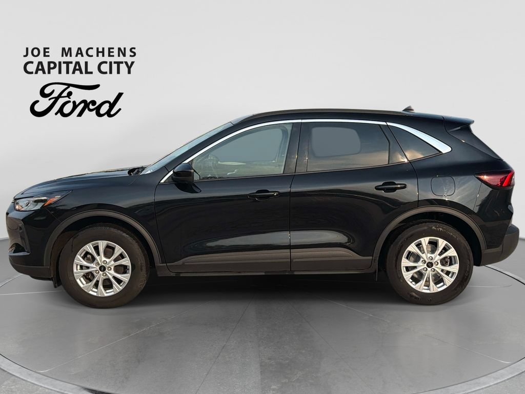 Used 2023 Ford Escape Active w/ Tech Pack #2 AWD/4WD image 8